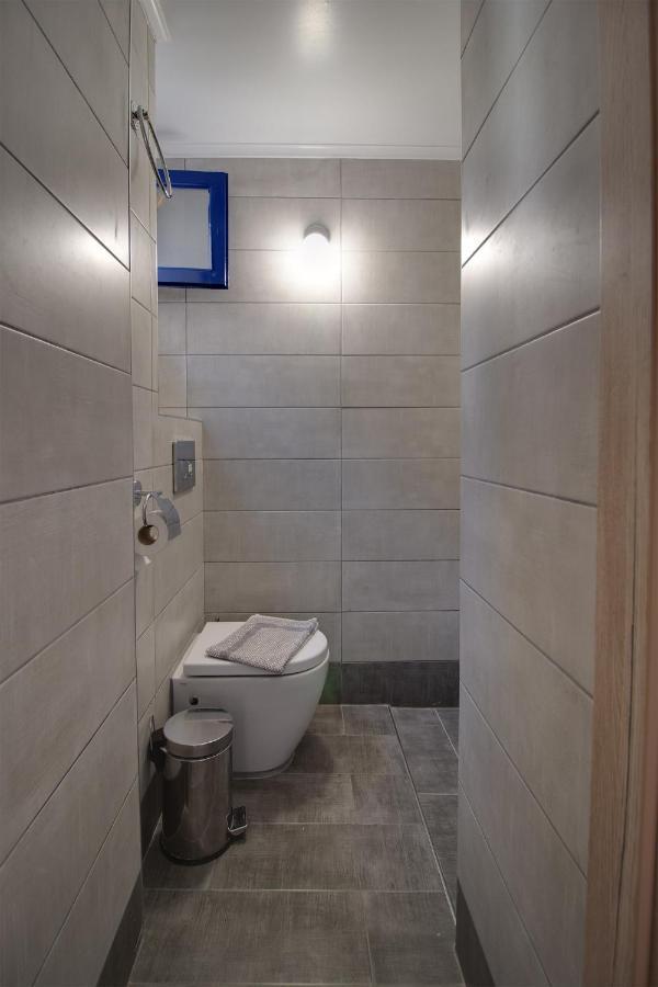 Agriolykos Pension Ágios Kírykos Buitenkant foto