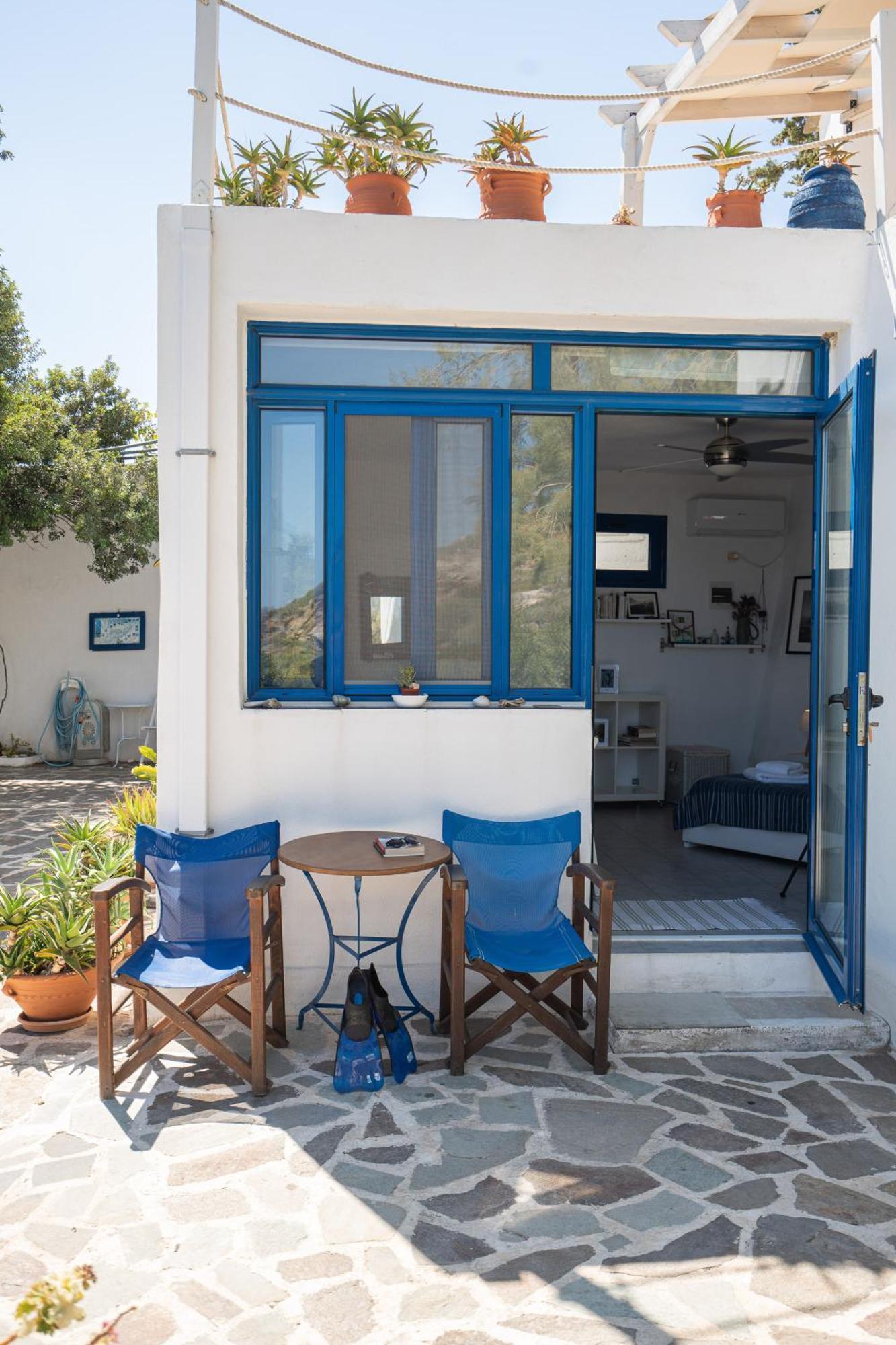 Agriolykos Pension Ágios Kírykos Buitenkant foto
